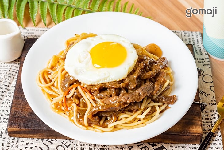 黑胡椒豬扒撈麵
