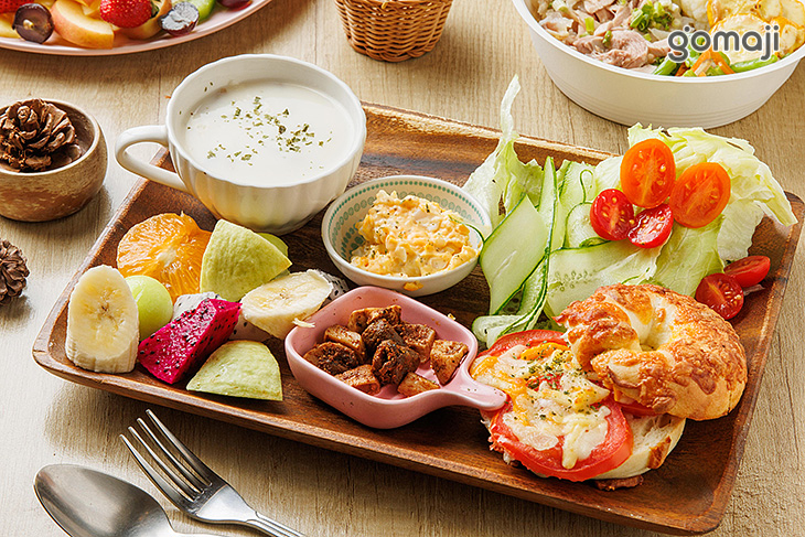 自家製貝果佐烤番茄