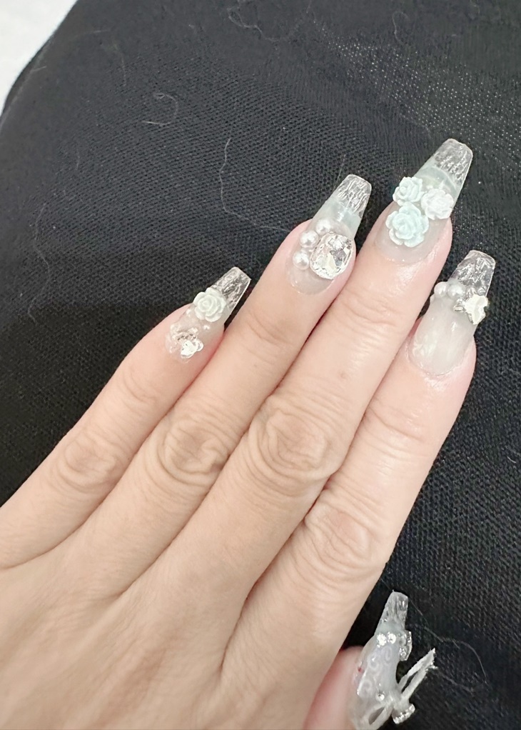 穿戴甲