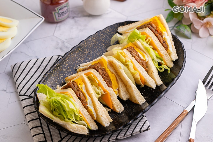 美味豬排起司蛋總匯吐司  