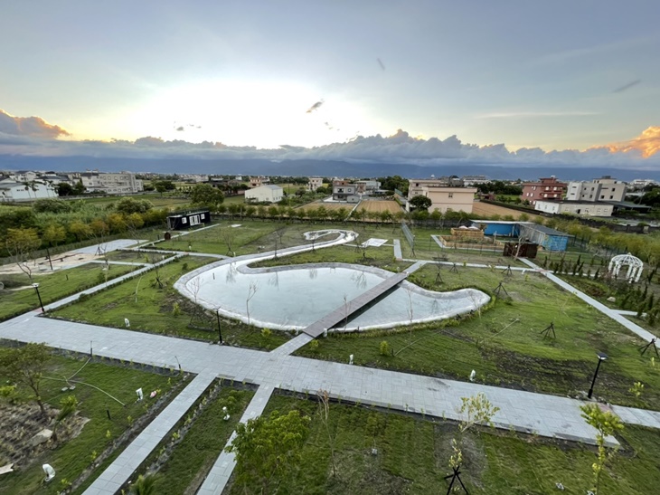 可愛動物園區參觀