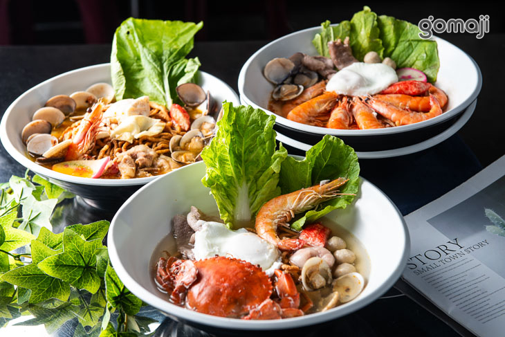 【蟹蟹家族活體海鮮鍋燒意麵】