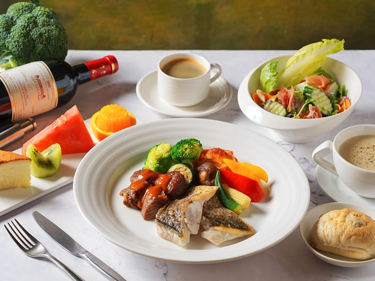 海陸饗宴( 骰子牛/鱸魚菲力)-單人套餐