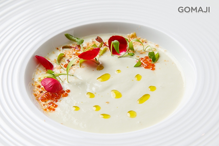 白蘆筍濃湯(櫻花蝦、橄欖油)一份