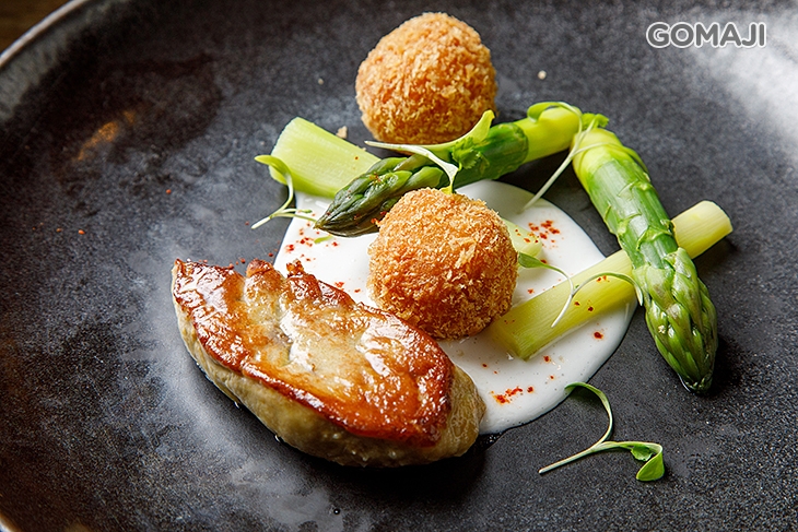 綠蘆筍(鴨肝、燉飯、椰奶醬)