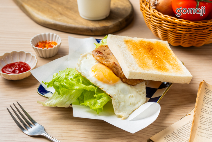 里肌豬排蛋吐司