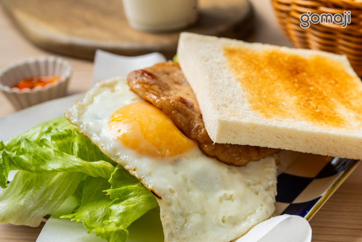 里肌豬排蛋吐司
