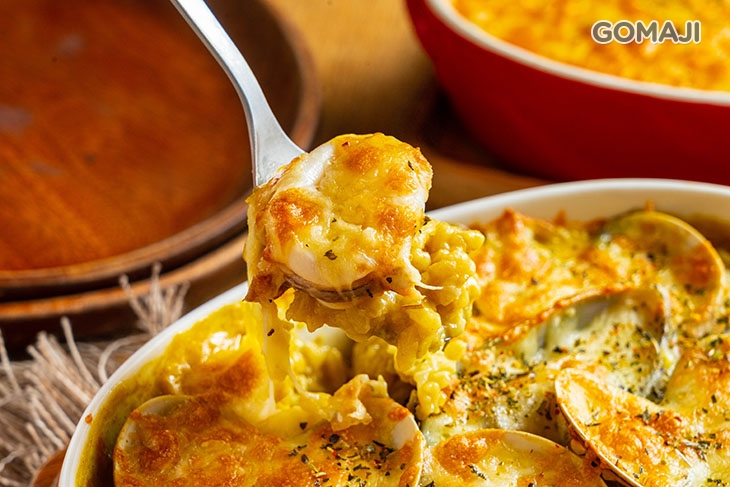 咖哩海鮮雞肉焗烤飯