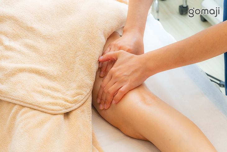 選用義大利頂級精油舒壓全背(頭、肩頸、背、臀腿)