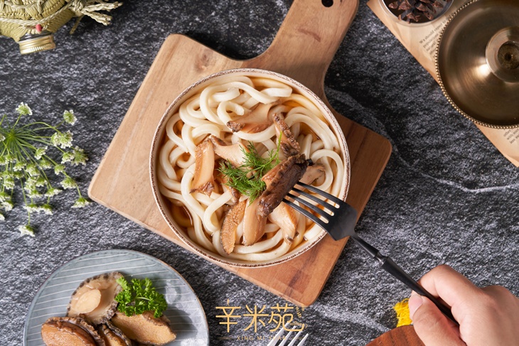 日式磯煮大鮑魚