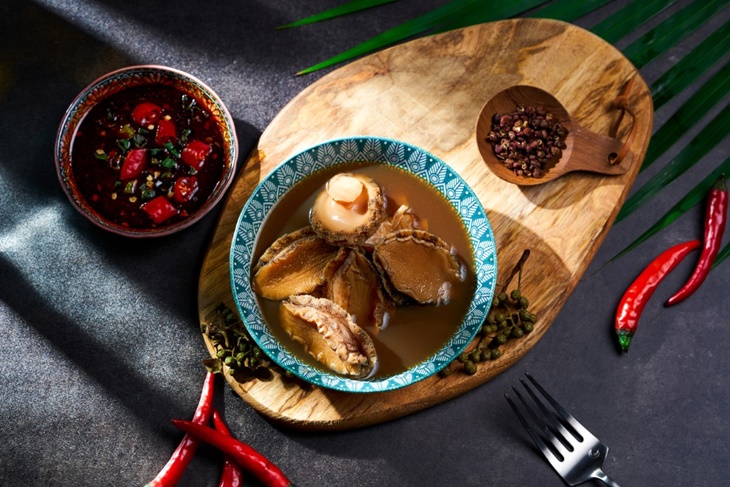 藤椒辛香大鮑魚