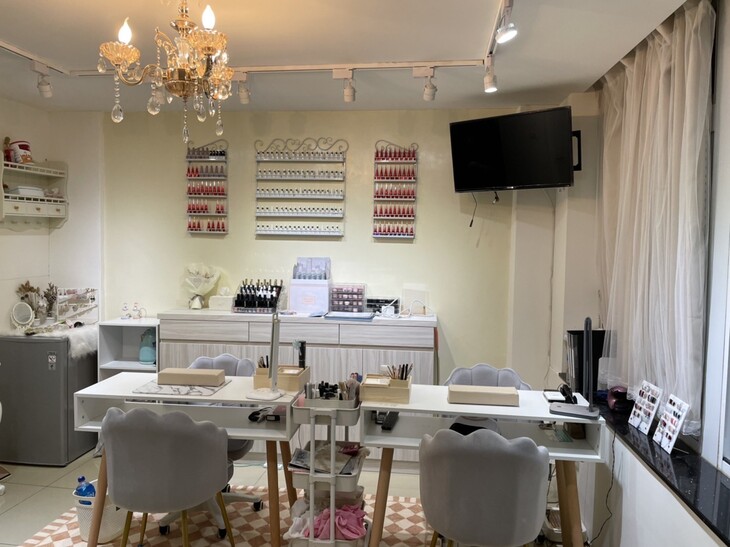 Mo手Mo腳美甲工作室