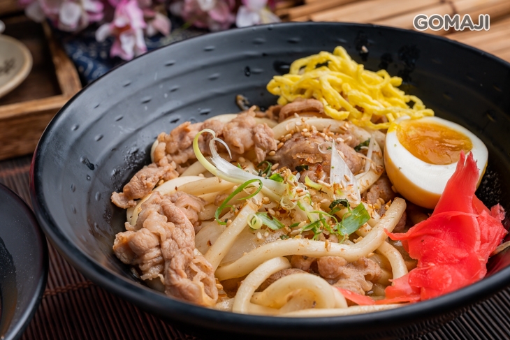 牛肉炒烏龍麵