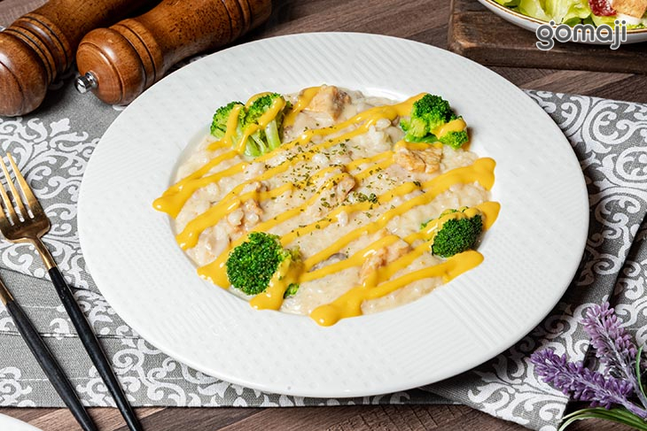 拉絲起司雞肉燉飯