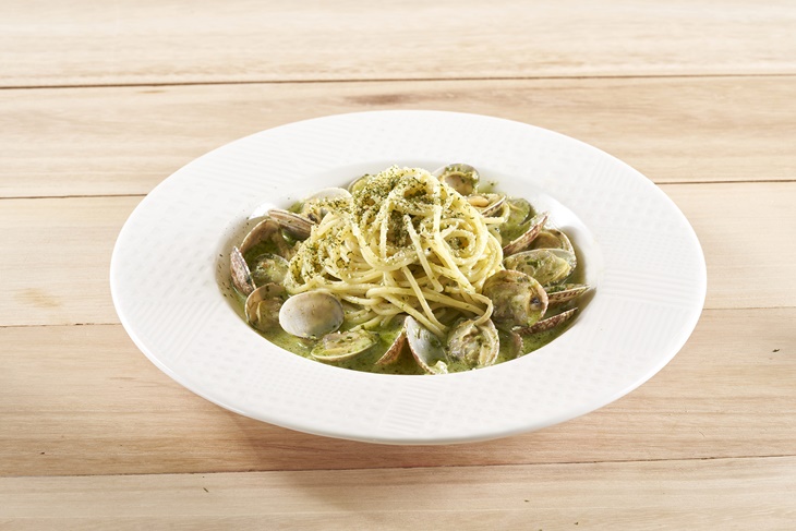 奶油青醬蛤蜊義大利麵