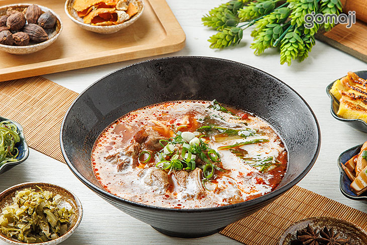 番茄椰香奶牛麵