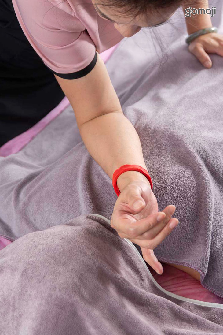 全背筋絡指壓通筋活絡按摩