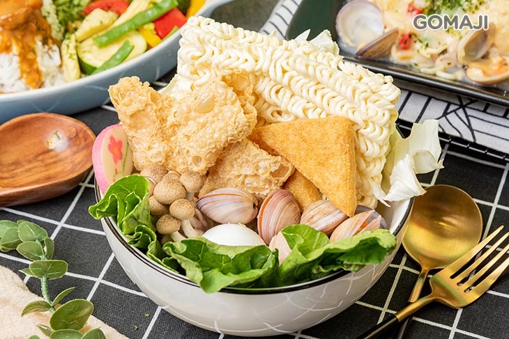 蛤蜊泡麵火鍋