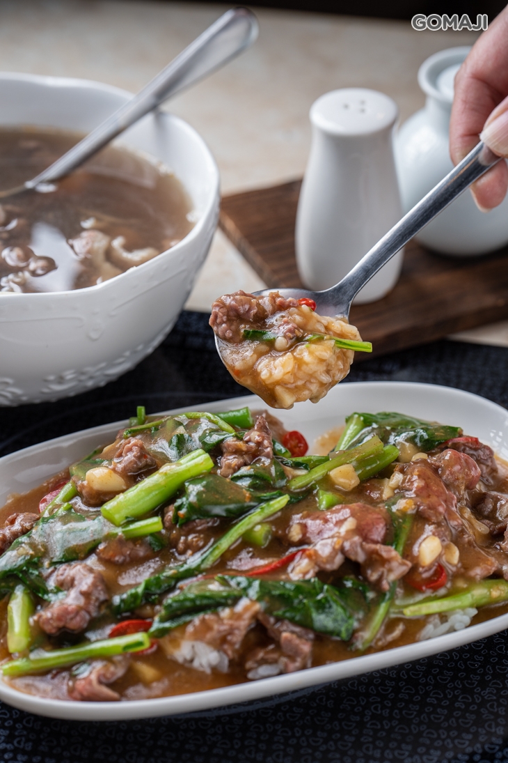 牛肉燴飯
