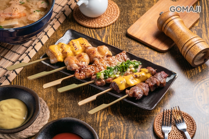 牛肉串+起司牛肉串+豬肉串+鹽蔥豬肉串+雞肉串+起司雞肉串