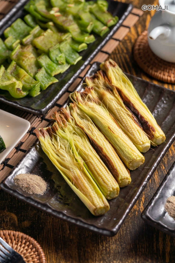 炭烤青椒+炭烤節瓜+炭烤茭白筍+炭烤包葉玉米筍