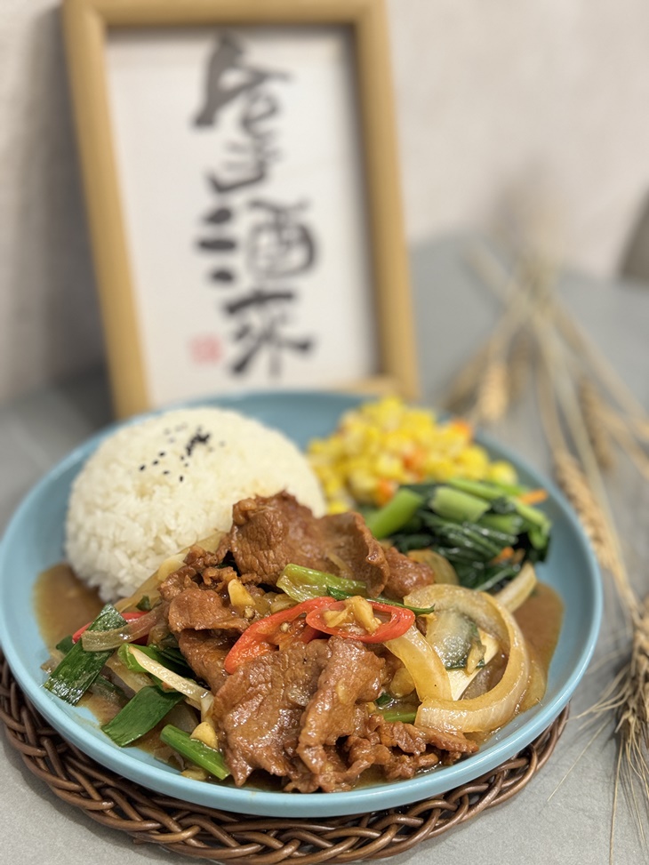 蔥爆牛肉飯