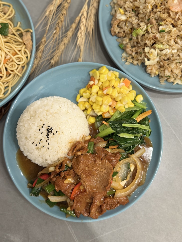 蔥爆牛肉飯