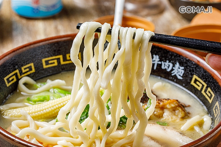 日式土雞涮涮鍋雞腿雞肉麵一份