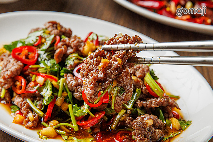 香菜辣牛肉