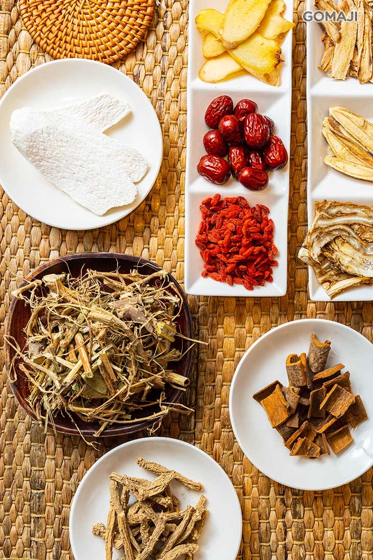 狗尾草(九尾草)燉雞湯