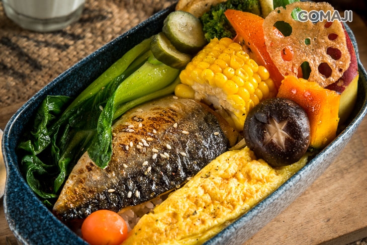 鹽烤鯖魚野餐盒飯