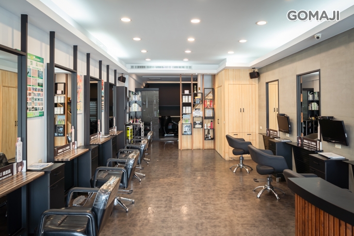 玩美髮型-頭皮養護館