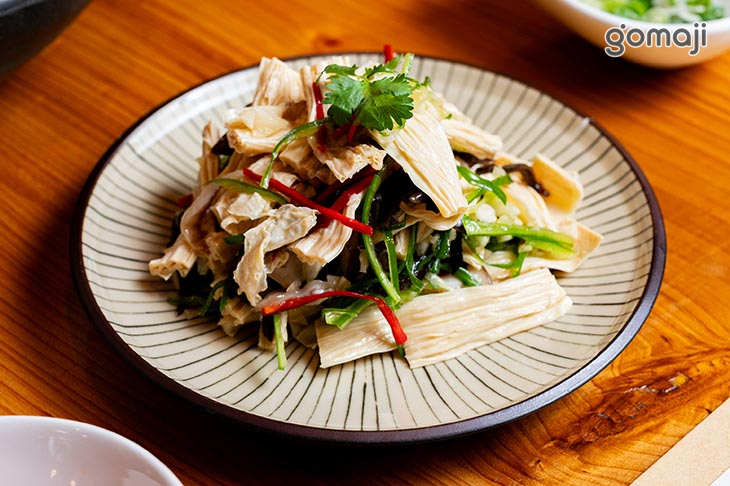 李九英白麻油拌腐竹