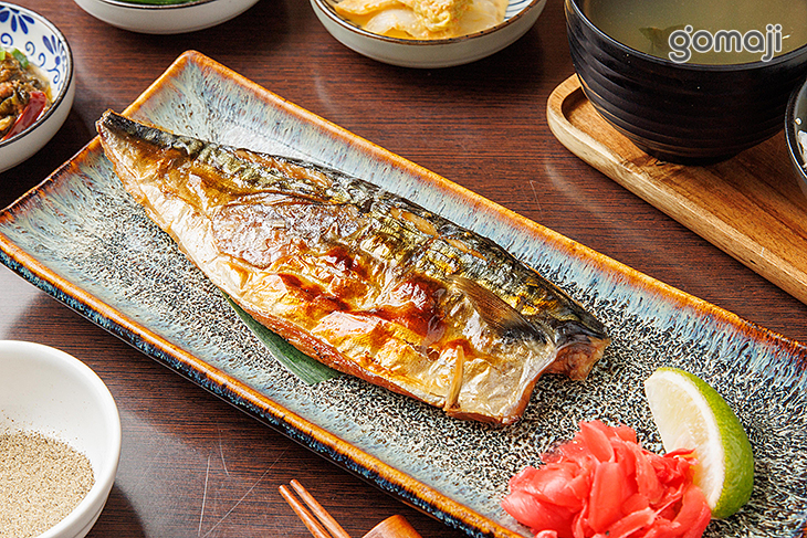 招牌鹽烤鯖魚