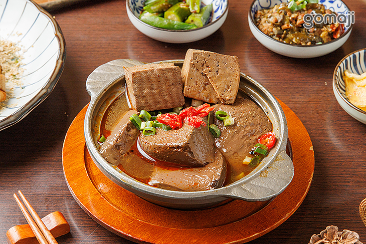 麻辣鴨血豆腐