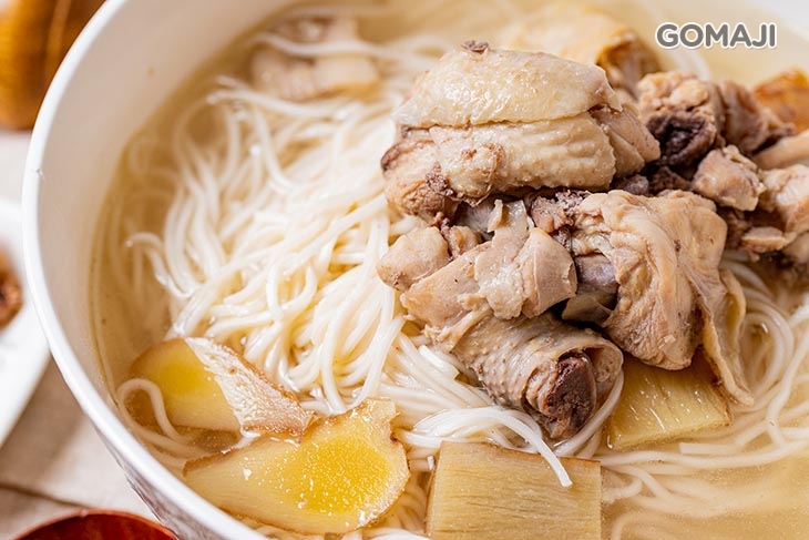 雙倍清燉雞湯麵