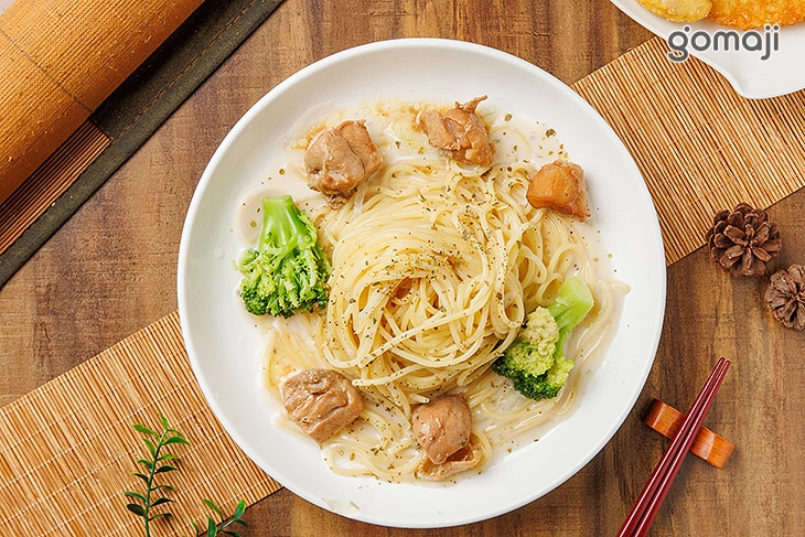 雞肉奶油義大利麵