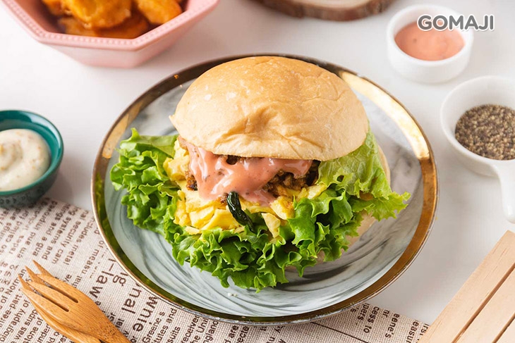 堡包（泰式打拋豬)