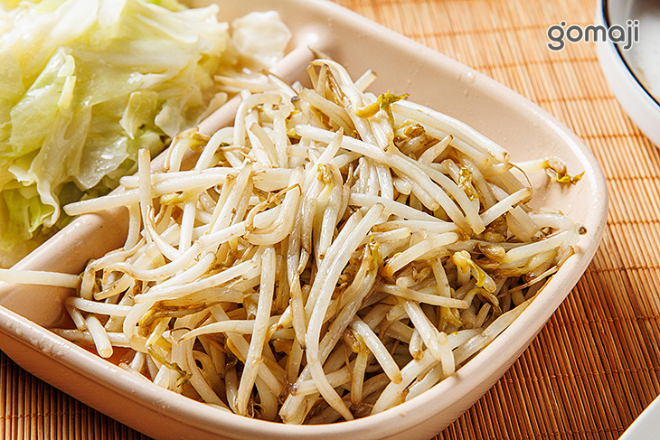 高麗菜 + 豆芽菜