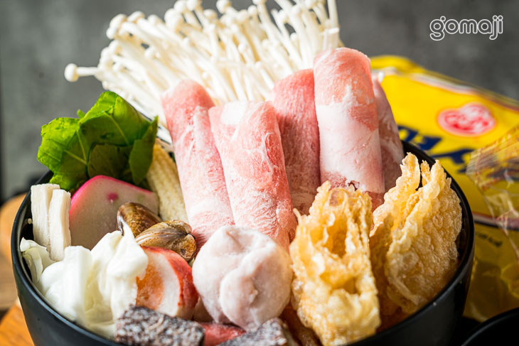 豬肉火鍋，附一主食