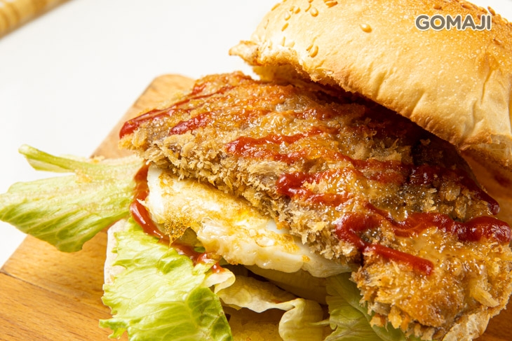 原塊極道炸牛排漢堡 