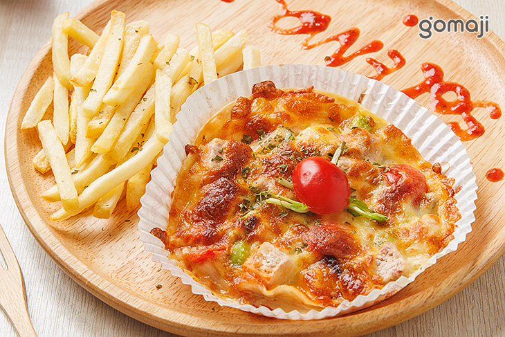 披薩+薯條+飲料 