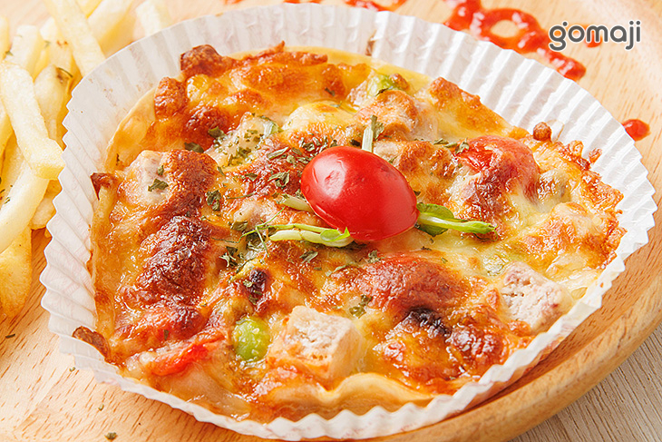 披薩+薯條+飲料 