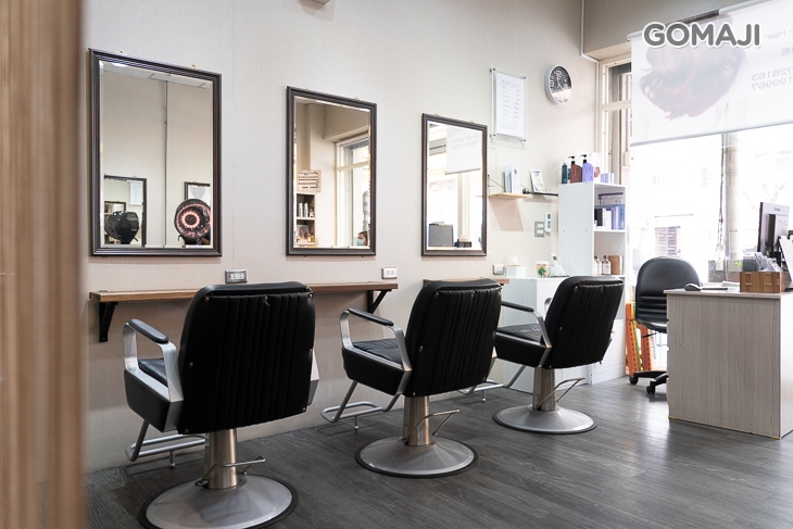 簡單剪Hair Salon(向心店)