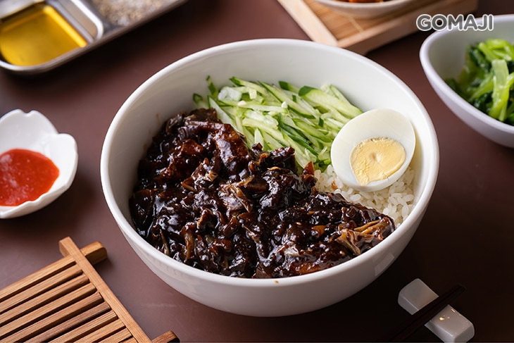 韓式炸醬飯 