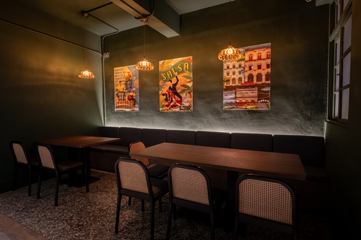 AURA Cocktail Bar