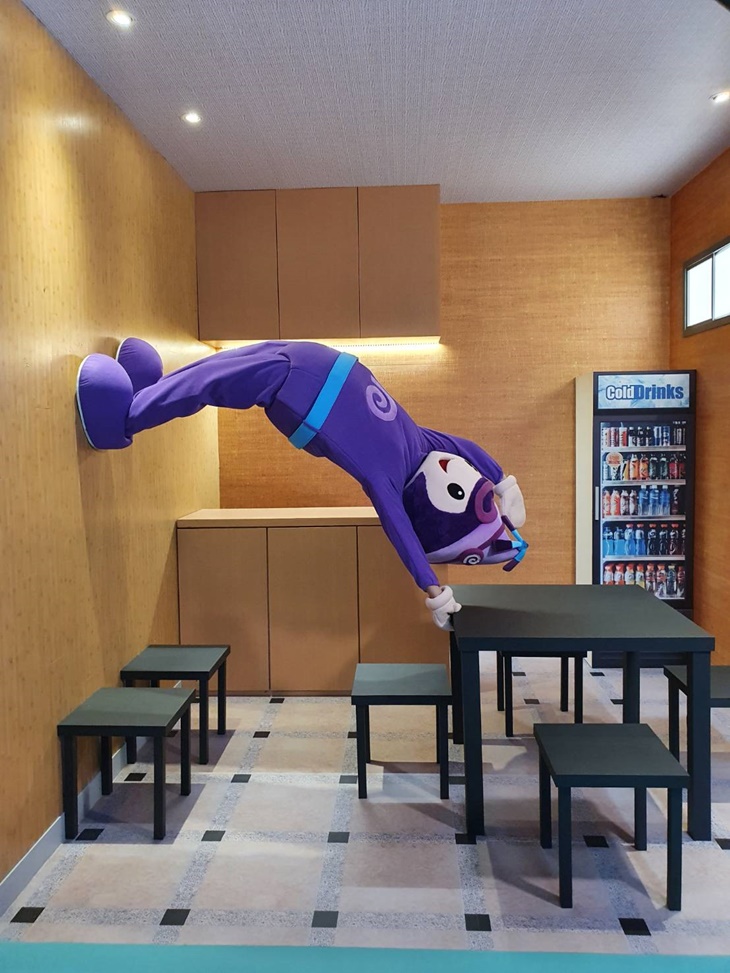 顛倒魔法界