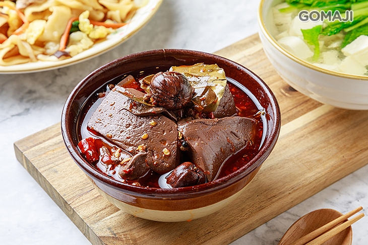 麻辣鴨血臭豆腐