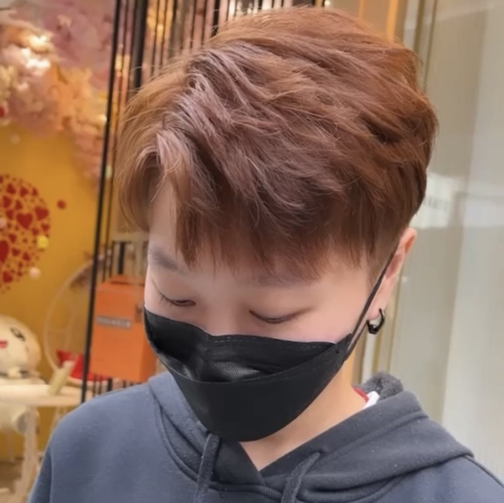 壹镹镹弎