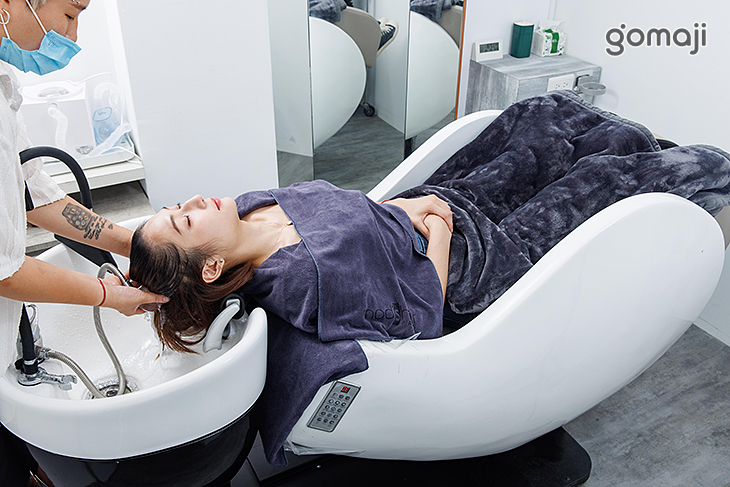 搭配智能全身按摩SPA沖水椅
